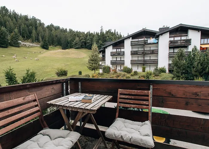 Homes - Casa Partnun 309 לאקס